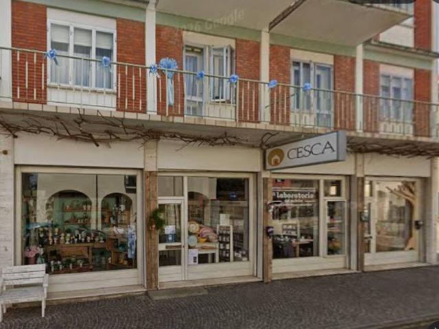 Locale Commerciale in vendita a Concordia Sagittaria, Veneto