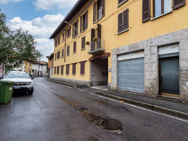 Locale Commerciale in vendita a Concorezzo, Monza-brianza