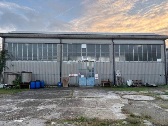 Locale Commerciale in vendita a Cascina Malcantone, Concorezzo