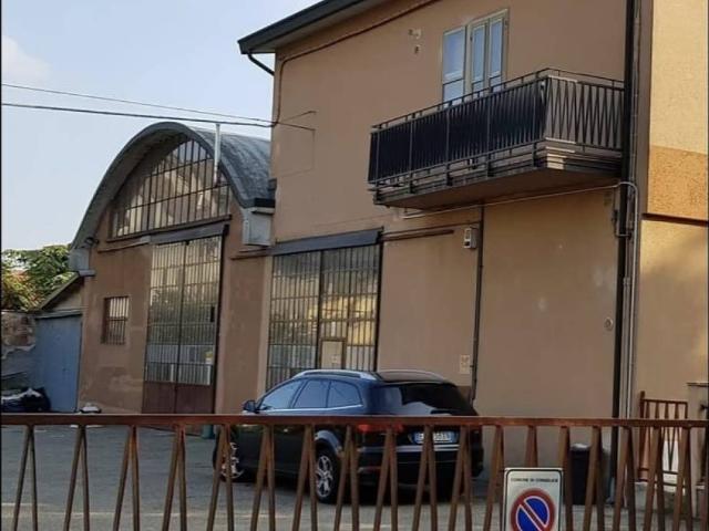 Locale Commerciale in vendita a Unione dei comuni della Bassa Romagna, Conselice