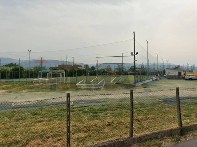 Locale Commerciale in vendita a Corigliano-Rossano, Calabria
