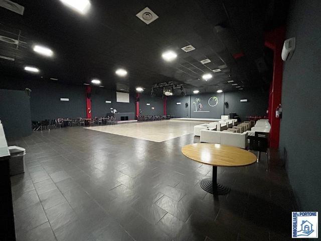 Locale Commerciale in vendita a Zona Omogenea Milano Nord, Cormano