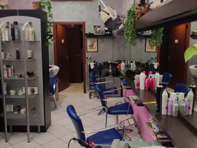 Locale Commerciale in vendita a Zona Omogenea Milano Nord, Cormano