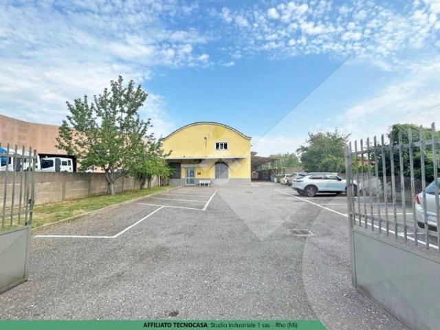 Locale Commerciale in vendita a Cornaredo, Lombardia