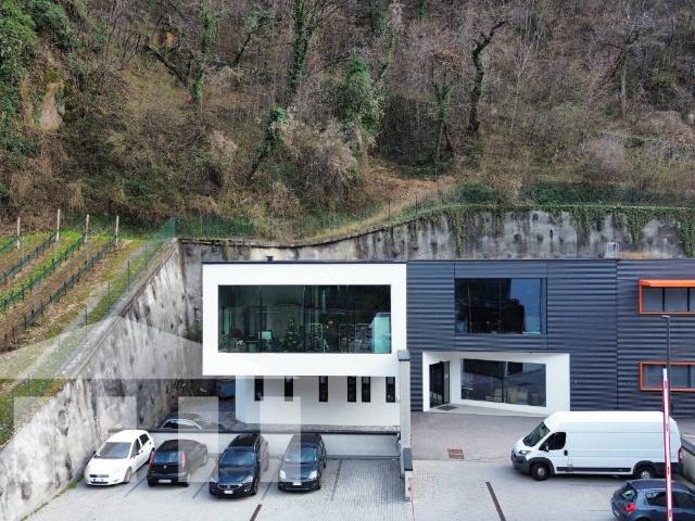 Locale Commerciale in vendita a Salten-Schlern - Salto-Sciliar, Cornedo - Karneid