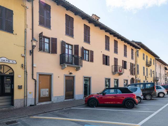 Locale Commerciale in vendita a Piemonte, Cuneo