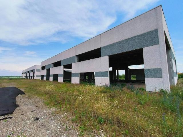Locale Commerciale in vendita a Borsotta, Cortemaggiore