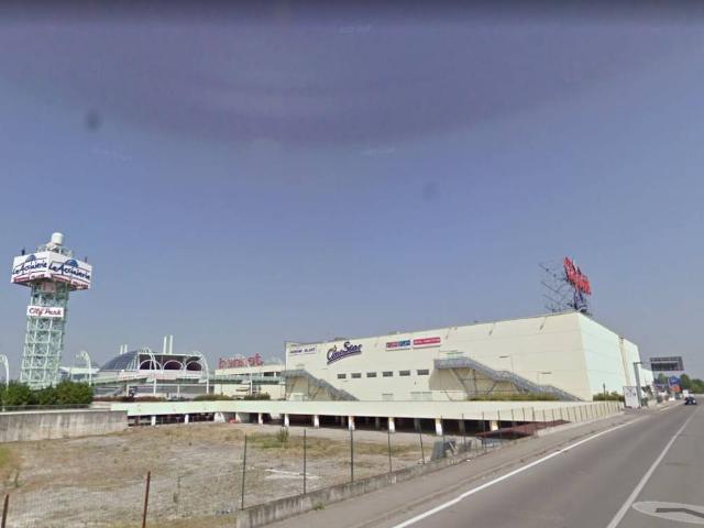 Locale Commerciale in vendita a Cortenuova, Lombardia