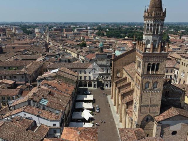 Locale Commerciale in vendita a Le Villette, Crema