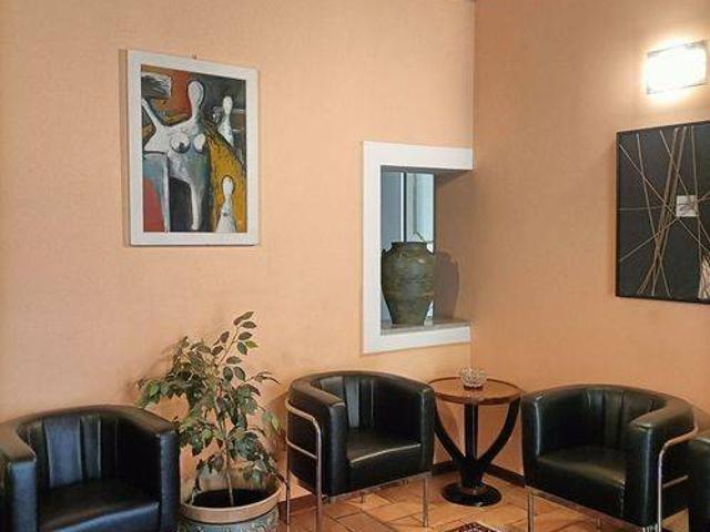 Locale Commerciale in vendita a Le Villette, Crema