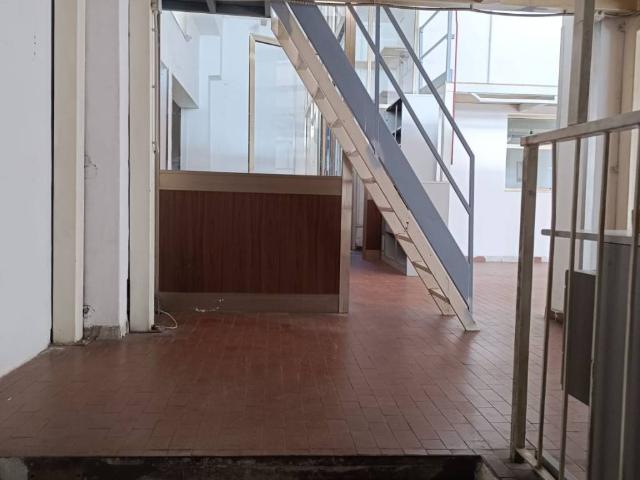 Locale Commerciale in vendita a Zaist, Cremona