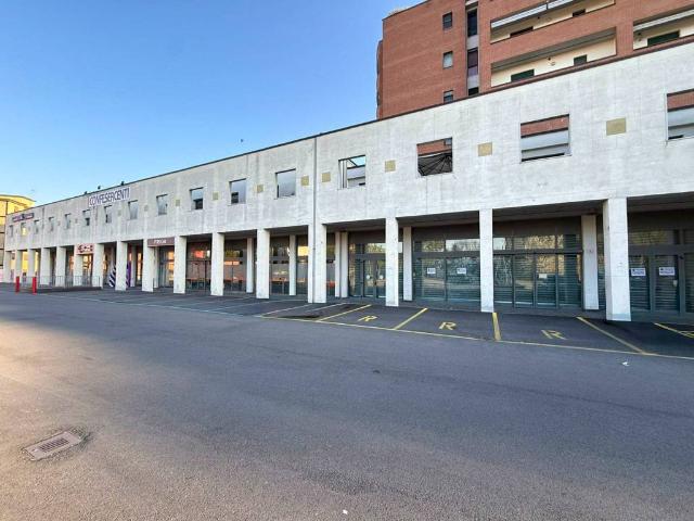 Locale Commerciale in vendita a Zaist, Cremona