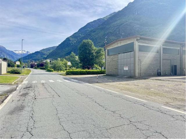 Locale Commerciale in vendita a Piemonte, Verbano-cusio-ossola