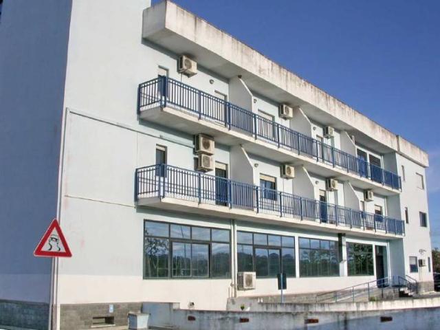 Locale Commerciale in vendita a Gabelluccia, Calabria