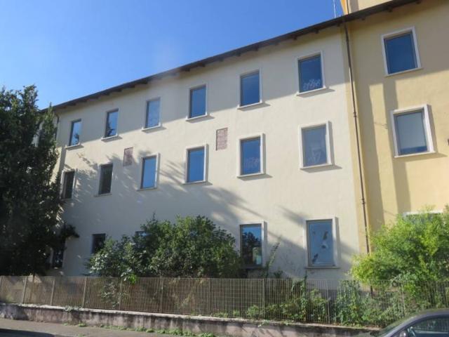 Locale Commerciale in vendita a Piemonte, Cuneo