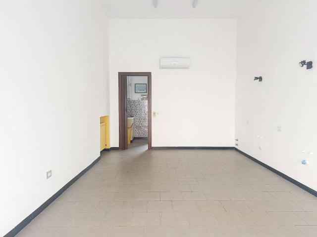 Locale Commerciale in vendita a Zona Omogenea Milano Nord, Cusano Milanino