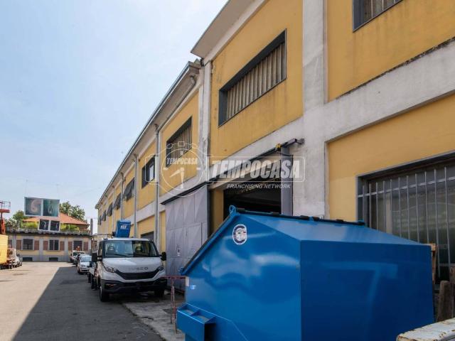 Locale Commerciale in vendita a Zona Omogenea Milano Nord, Cusano Milanino