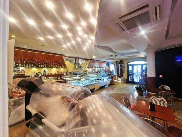Locale Commerciale in vendita a Custonaci, Sicilia