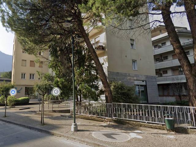 Locale Commerciale in vendita a Comunità montana della valle Camonica, Darfo