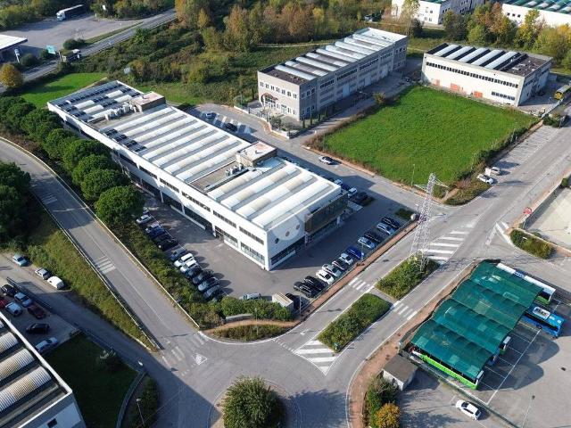 Locale Commerciale in vendita a Varone, Desenzano Del Garda