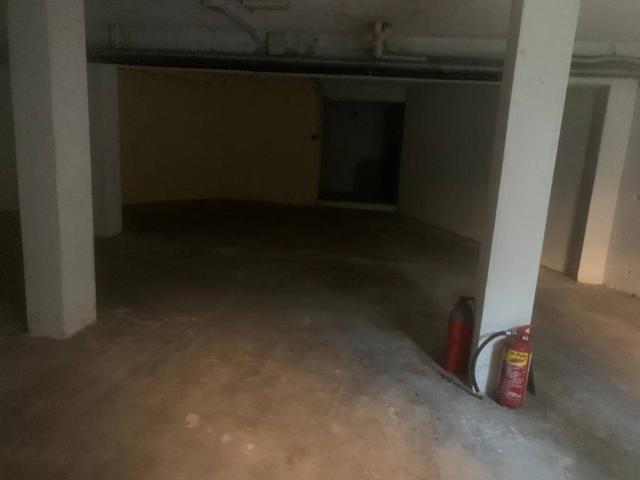 Locale Commerciale in vendita a Vicina, Desenzano Del Garda