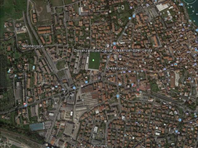 Locale Commerciale in vendita a Desenzano Del Garda, Lombardia