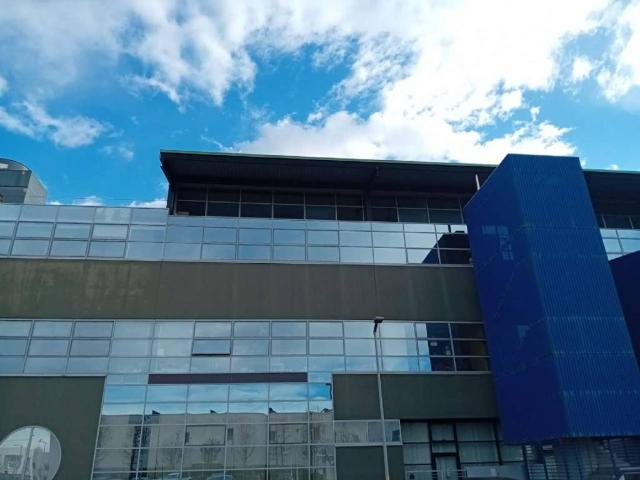 Locale Commerciale in vendita a Ex Autobianchi, Desio