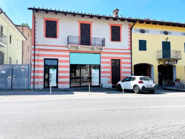 Locale Commerciale in vendita a Piemonte, Cuneo