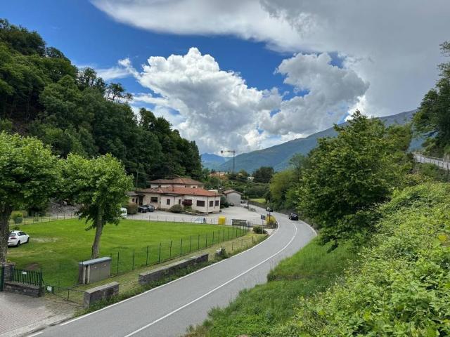Locale Commerciale in vendita a Dorio, Lombardia