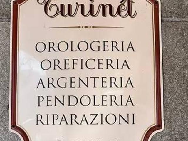 Locale Commerciale in vendita a Piemonte, Cuneo
