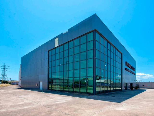 Locale Commerciale in vendita a CACIP - Agglomerato industriale di Elmas, Su Masu/Elmas