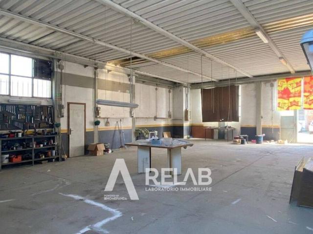 Locale Commerciale in vendita a Unione dei Comuni Circondario dell'Empolese Valdelsa, Empoli