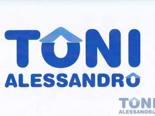 Locale Commerciale in vendita a Pozzale, Empoli