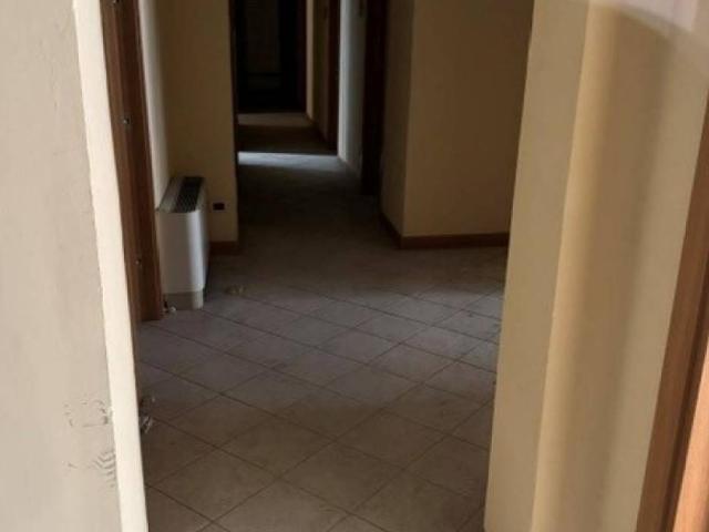 Locale Commerciale in vendita a Unione dei Comuni Circondario dell'Empolese Valdelsa, Empoli