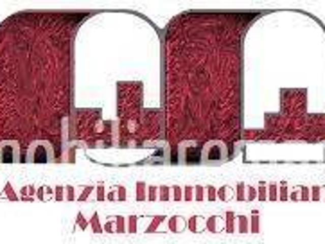 Locale Commerciale in vendita a Unione dei Comuni Circondario dell'Empolese Valdelsa, Empoli