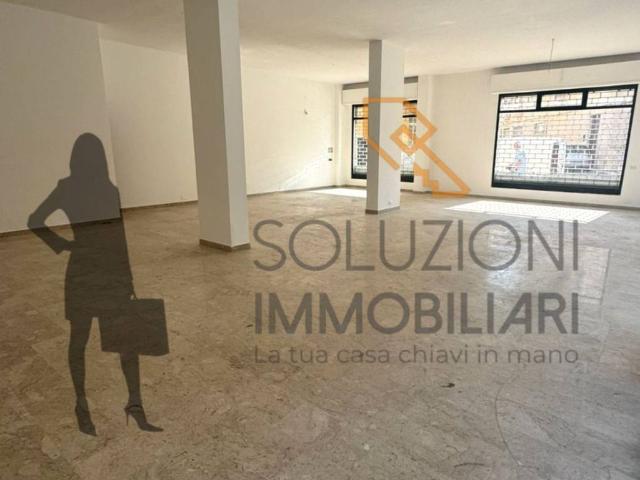Locale Commerciale in vendita a Erice, Sicilia