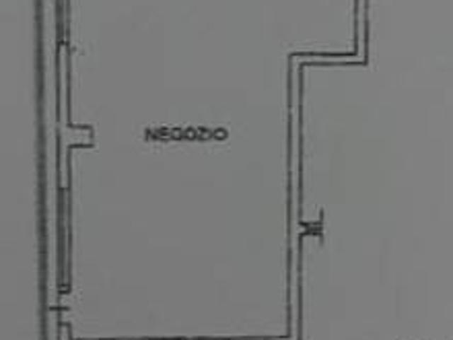 Locale Commerciale in vendita a Este, Veneto