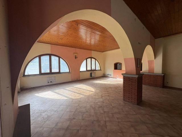 Locale Commerciale in vendita a Unione Comuni Garfagnana, Fabbriche Di Vallico