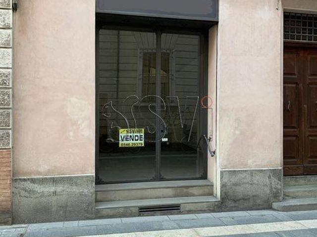 Locale Commerciale in vendita a Unione della Romagna Faentina, Faenza