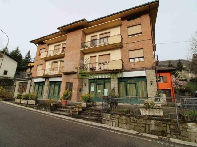 Locale Commerciale in vendita a Unione dei comuni del Frignano, Fanano