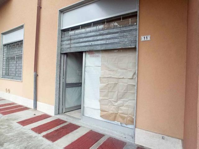 Locale Commerciale in vendita a Piemonte, Cuneo