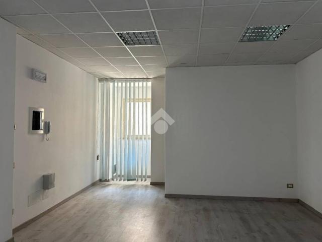Locale Commerciale in vendita a Boscariz, Feltre