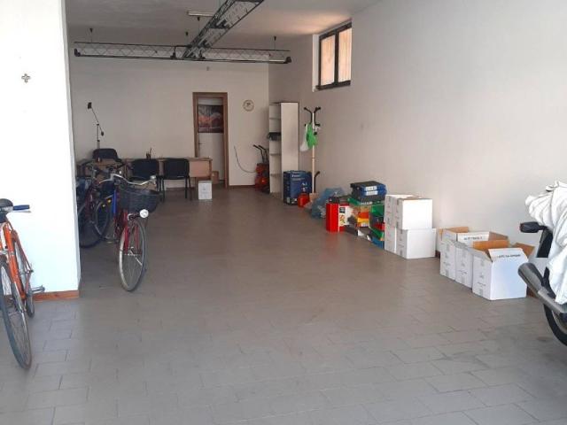 Locale Commerciale in vendita a Figline e Incisa Valdarno, Figline Valdarno