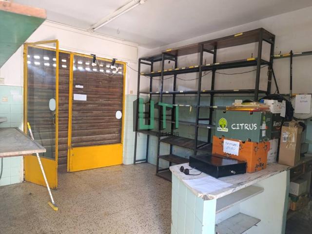 Locale Commerciale in vendita a Quartiere 3, Firenze