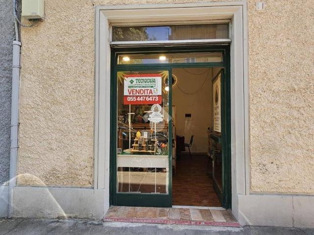 Locale Commerciale in vendita a Quartiere 5, Firenze