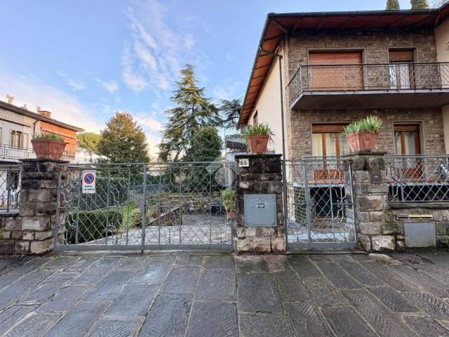 Locale Commerciale in vendita a Quartiere 4, Firenze