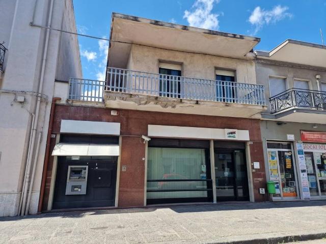 Locale Commerciale in vendita a Vignagrande, Fiumefreddo Di Sicilia