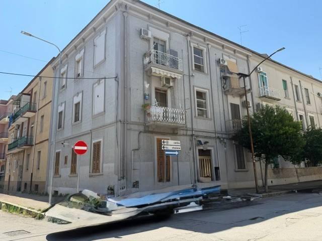Locale Commerciale in vendita a Puglia, Foggia