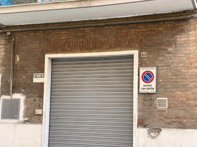 Locale Commerciale in vendita a Puglia, Foggia