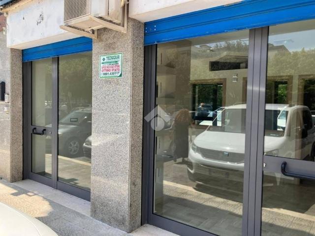 Locale Commerciale in vendita a Foggia